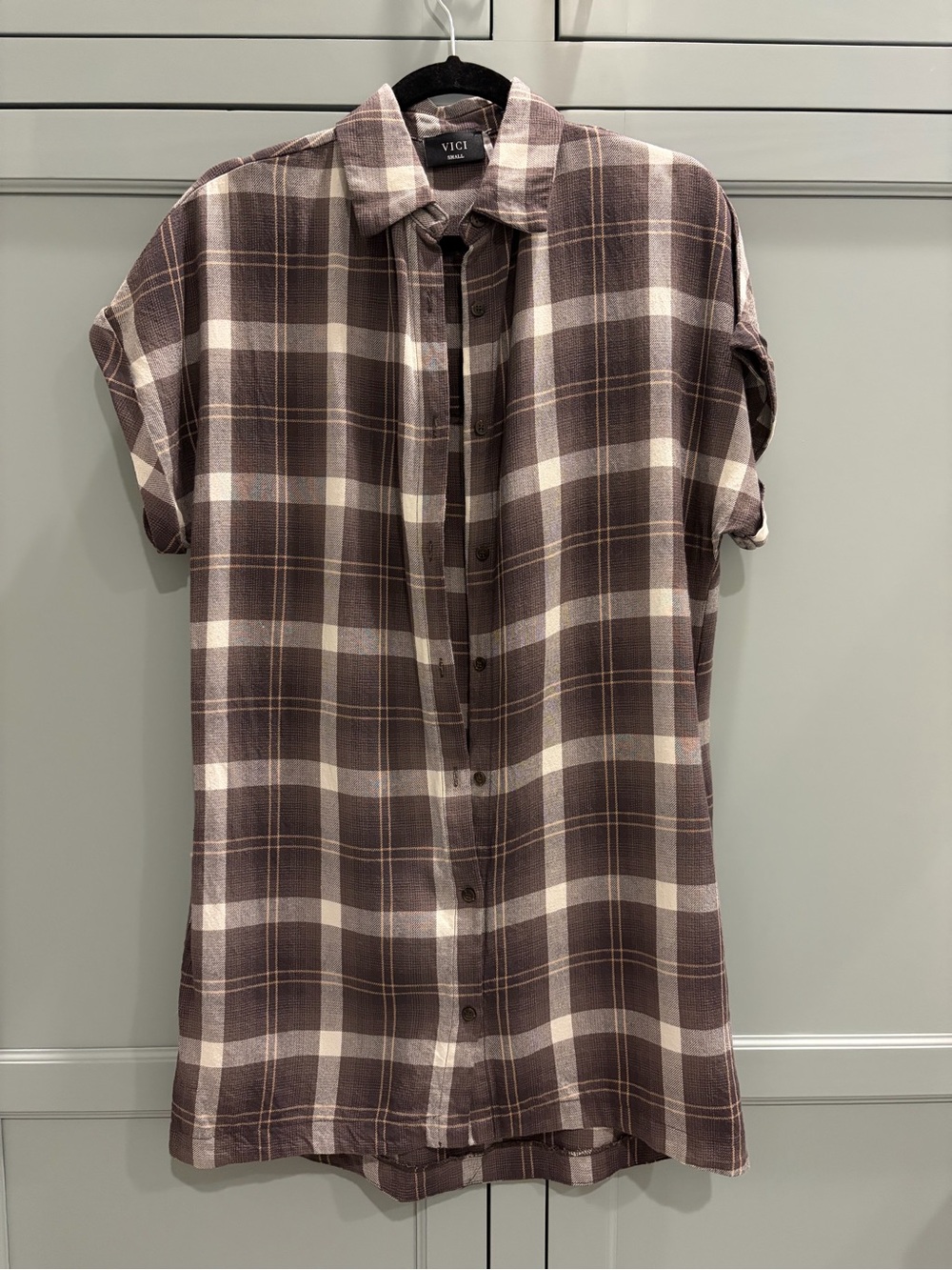 VICI Women’s Grey Plaid Button-Up Dress